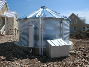 rainwater harvesting cistern with pump system