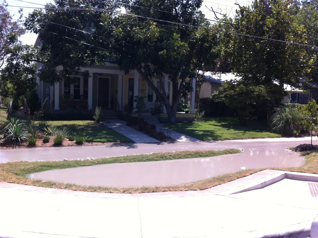 Austin green stormwater infrastructure working