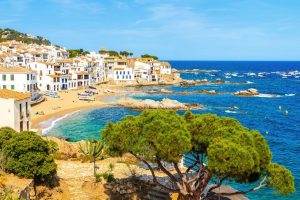 spain-catalonia-best-places-to-visit-intro-paragraph-calella-de-palafrugell