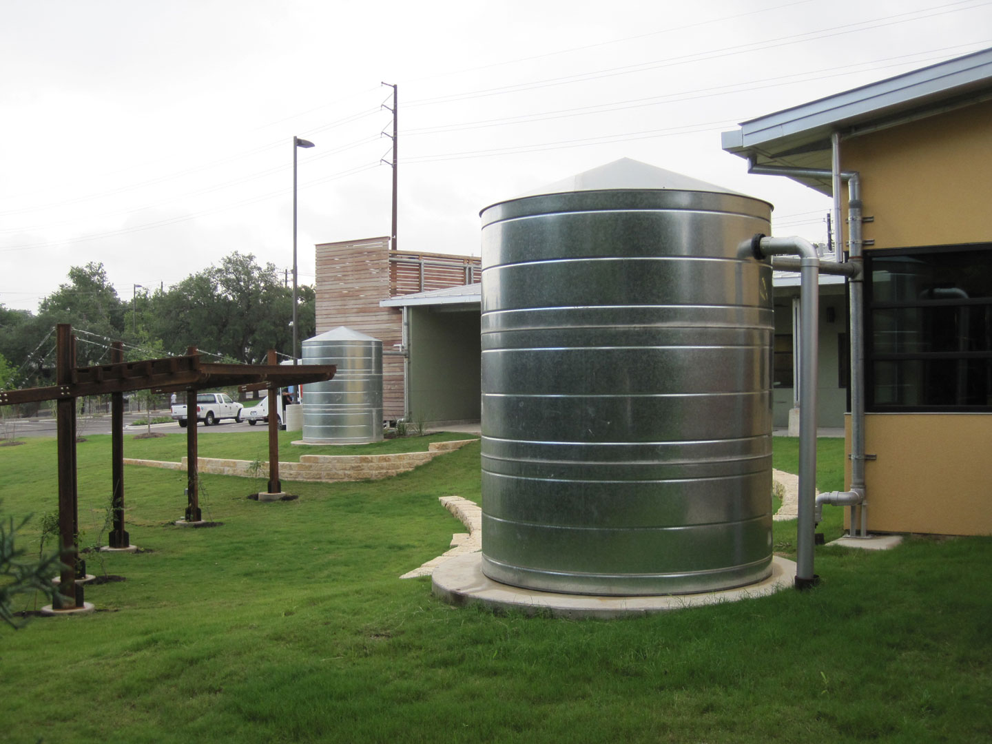 twin oaks library in austin